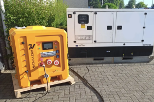Batteriespeicher Roypow Hybridbetrieb