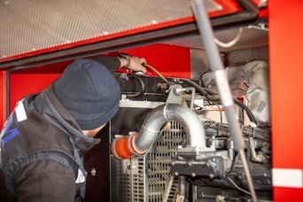 Flüssigkeitskontrolle am Aggregat