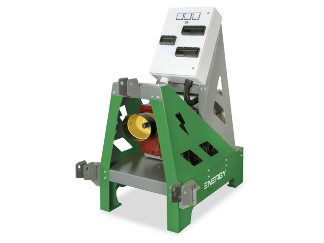 Zapfwellengenerator Energy EY-100TCS 1500 U/min
100kVA / 80kW Dauerleistung, 110kVA / 88kW Notleistung
empf. Traktorleistung ca. 235PS, 500 U/min an der Zapfwelle
Konfiguration für Hauseinspeisung mit Stromanschlusskasten
Synchrongenerator 4polig, IP 44, V-A-Hz Instrumente
AVR Regelung 3-phasig messend zur Optimierung des Betriebes unter Schieflast
Spannungs- und Frequenzüberwachung am Generator verbaut
ISO Panel Full - Umschaltung zwischen Hauseinspeisung und Feldbetrieb (IT/TN)
Feldbetrieb mit Isolationsüberwachung: 1x CEE 400V 125A 5P, 1x CEE 400V 63A 5P, 1x CEE 230V 16A 3P, 1x Schuko